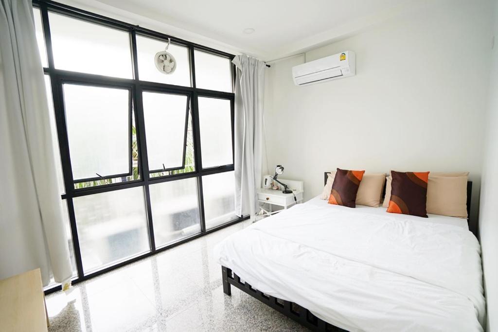 Rabbitat Hostel Bangkok Kültér fotó